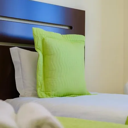 Guestready - Sunny Retreat * 푼샬